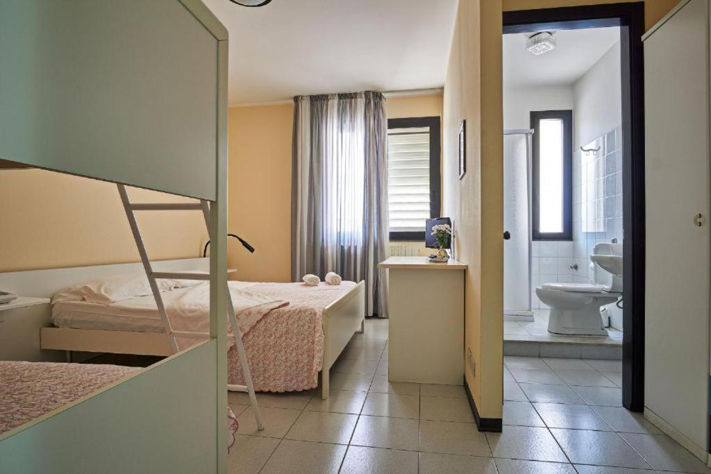Hotel Mazzurco Cesaro Exterior photo